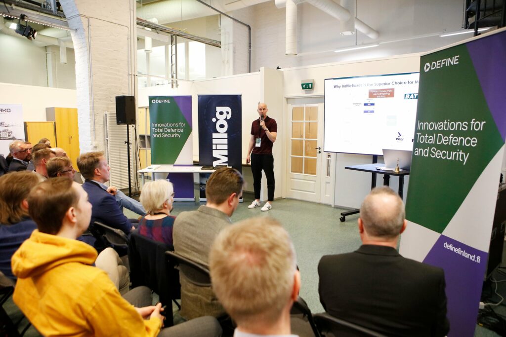 Accelerators don’t build startups — Founders do: Lessons from the inside Define accelerator