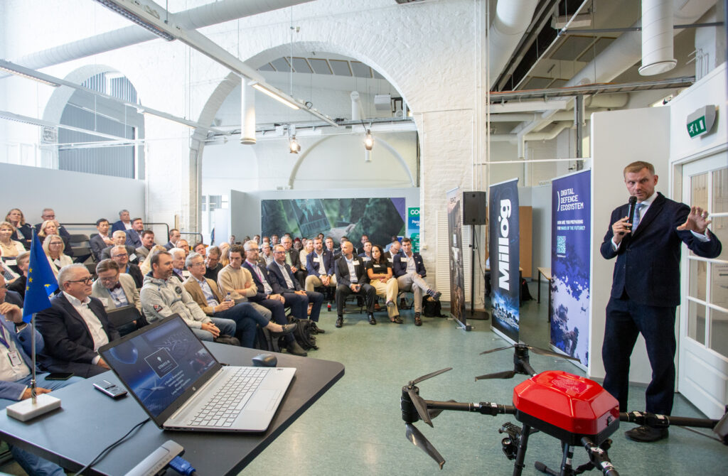 Defence Super Day — Riihimäki and Mooresville MoU signing